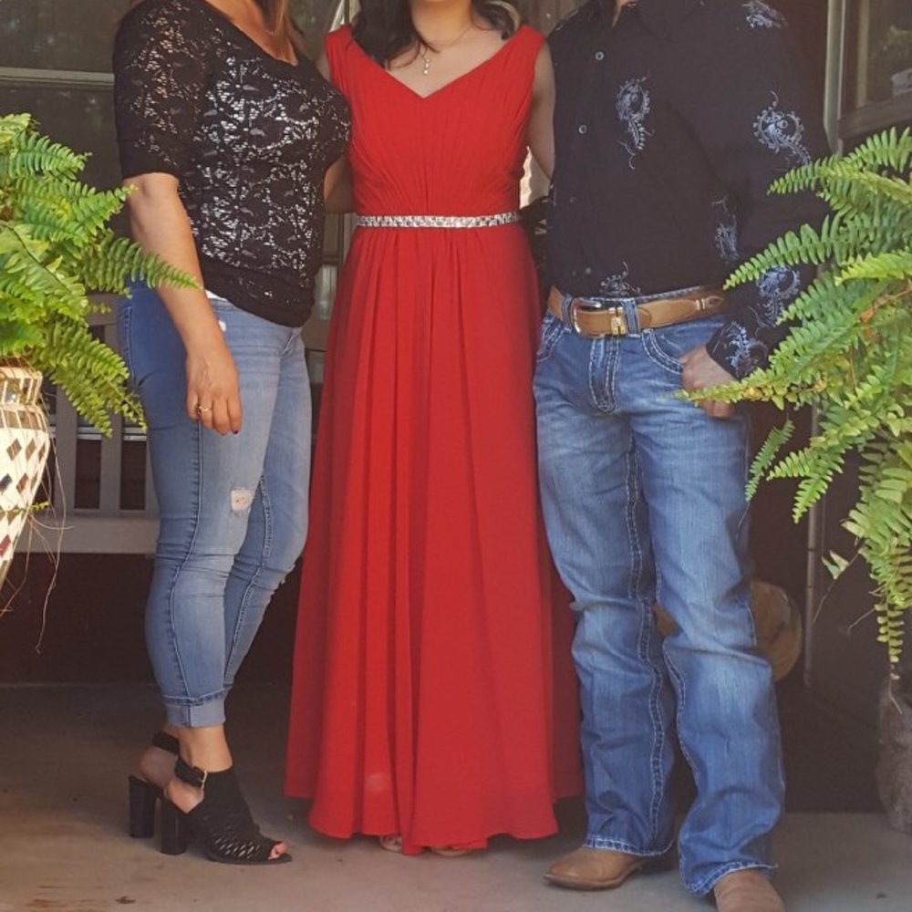 Red, Long, Prom/Homecoming Dress